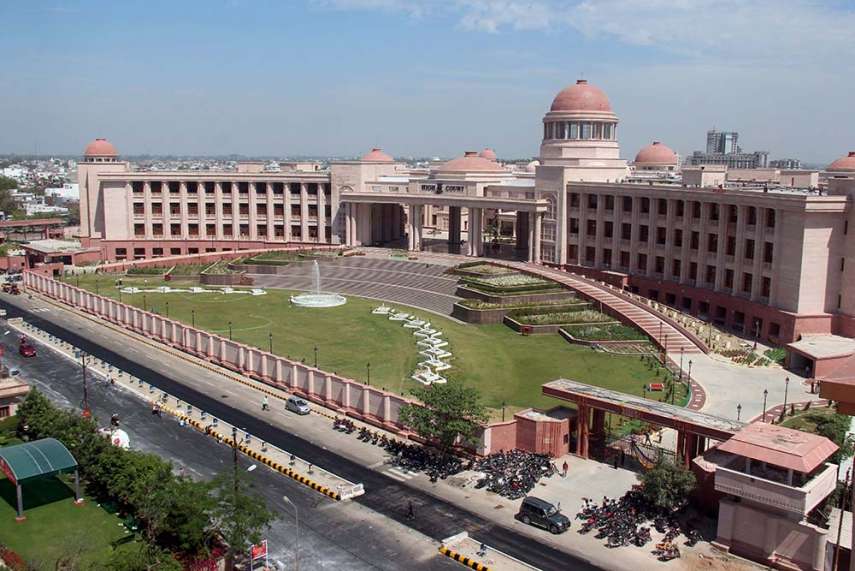 Allahabad High Court Lucknow Bench Cause List Display Board